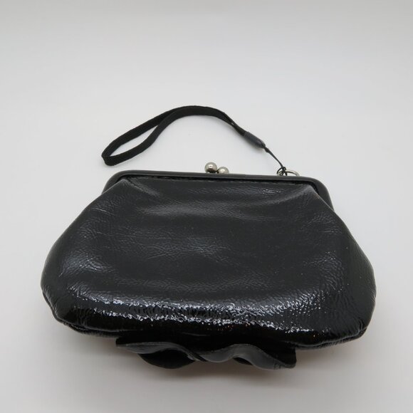 Women Wristlet Brighton Black Patent Leather Wallet Bag Coin Purse Kisslock - Picture 3 of 12